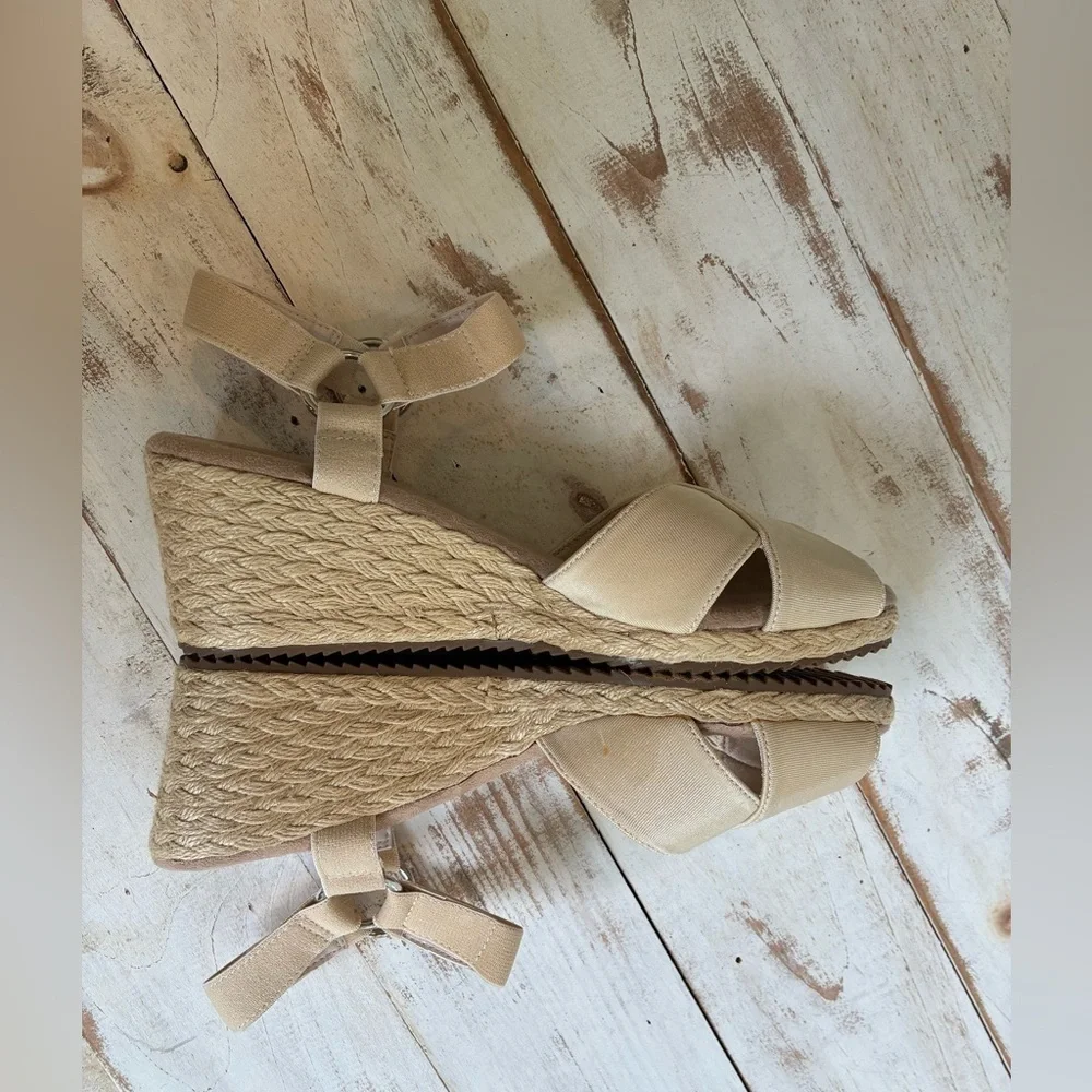 ANN KLEIN Ellis sandal wedge espadrille neutral summer party wedding sz 10 NWOB